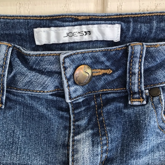 Joe’s Girl’s Jean Shorts Distressed - Picture 3 of 6